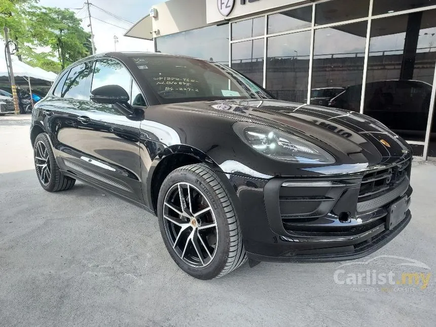 2022 Porsche Macan SUV