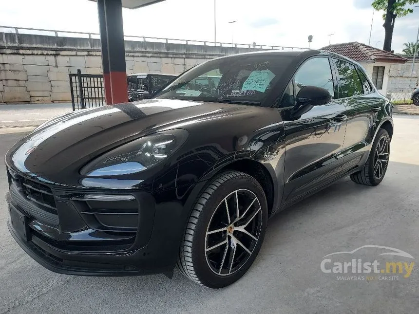 2022 Porsche Macan SUV
