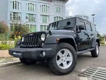 2015 Jeep Wrangler 3.0 Sport Renegade JEEP WRANGLER 3.0 RENEGADE PLUS 2015/2016 BLACK ON BLACK 4DOORS ( 4x4 )