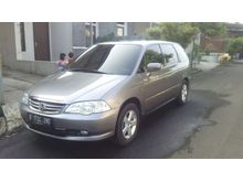 Honda Odyssey 2300CC Tahun 2002 (sun roof)