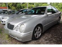 2000 Mercedes-Benz E240 2.6 Sedan (A)