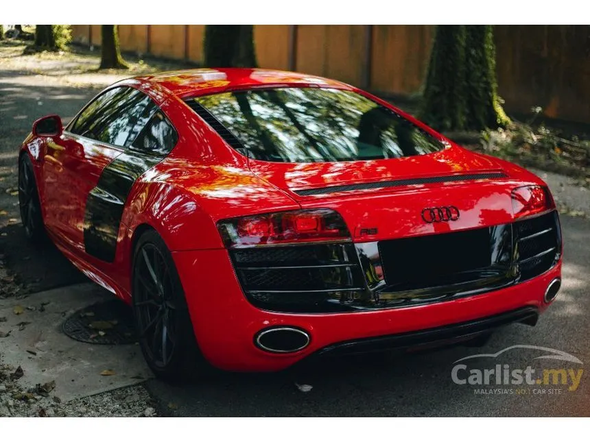 2010 Audi R8 Quattro FSI Coupe