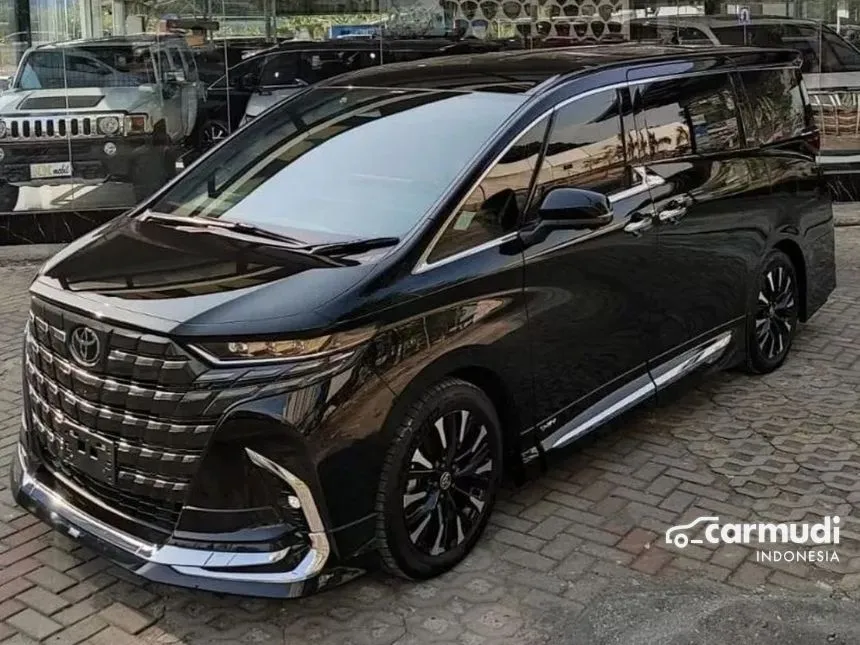 2024 Toyota Alphard HEV MPV