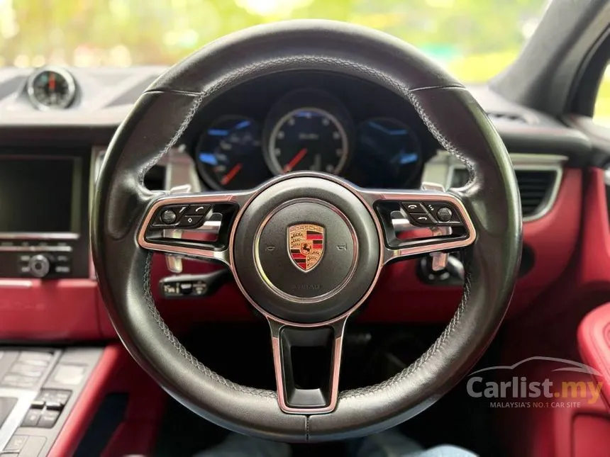 2016 Porsche Macan Turbo SUV