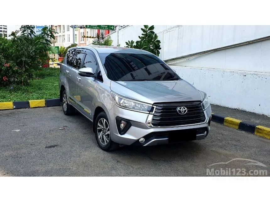 Jual Mobil Toyota Kijang Innova 2021 G 2.4 di DKI Jakarta Automatic MPV Silver Rp 339.000.000