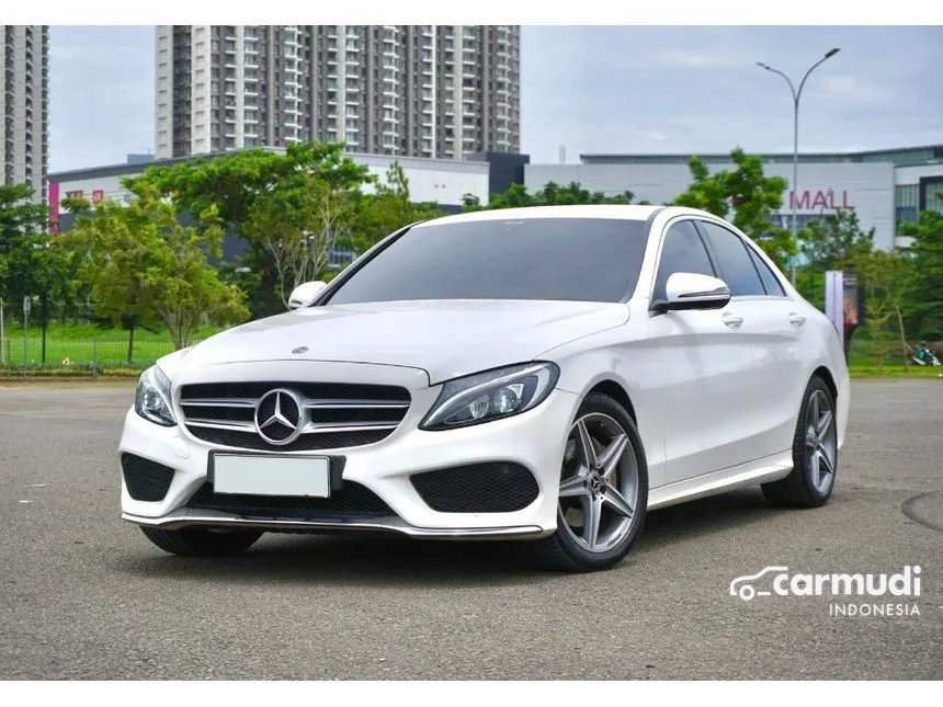 2018 Mercedes-Benz C200 AMG Line Sedan