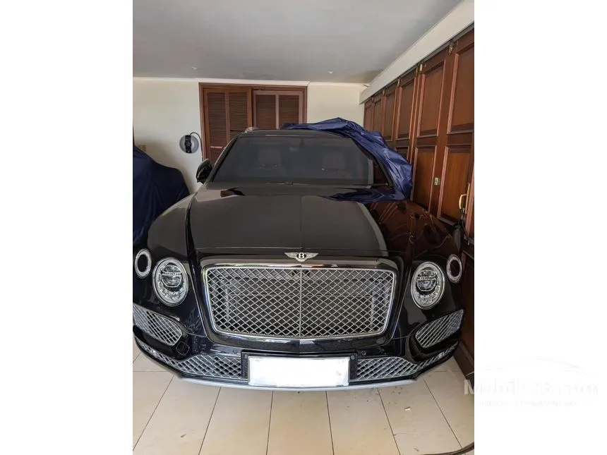 Jual Mobil Bentley Bentayga 2018 W12 6.0 di DKI Jakarta Automatic SUV Hitam Rp 4.500.000.000
