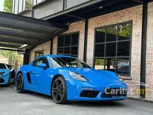 2022 Porsche 718 2.0 Cayman Coupe