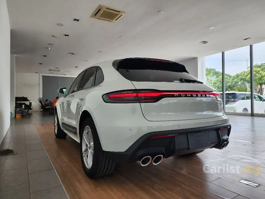 2022 Porsche Macan SUV
