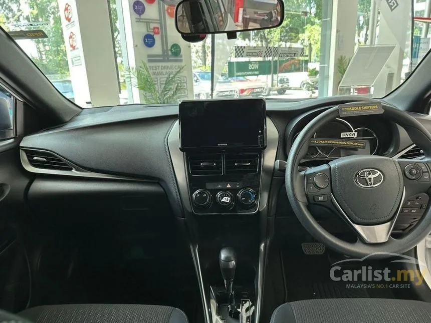 2025 Toyota Yaris E Hatchback