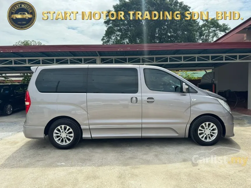 2012 Hyundai Grand Starex MPV