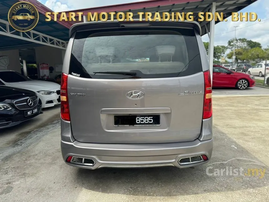 2012 Hyundai Grand Starex MPV
