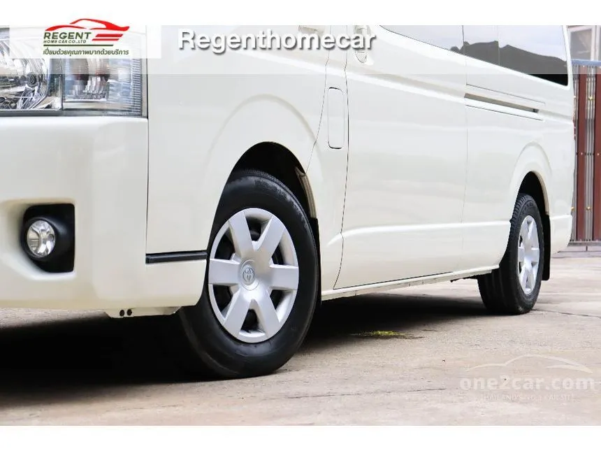 2017 Toyota HIACE D4D Van