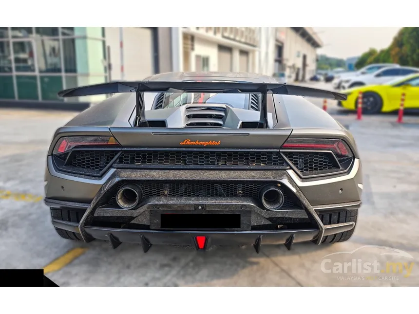 2018 Lamborghini Huracan Performante Coupe