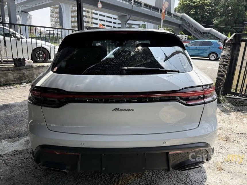 2021 Porsche Macan SUV