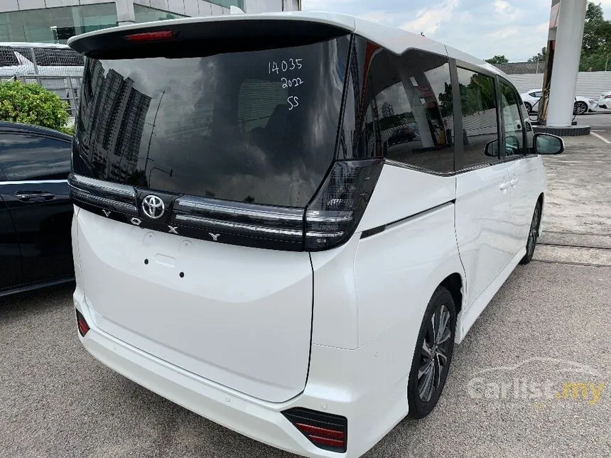 2022 Toyota Voxy S-Z MPV