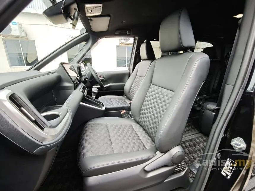 2024 Toyota Voxy S-Z MPV