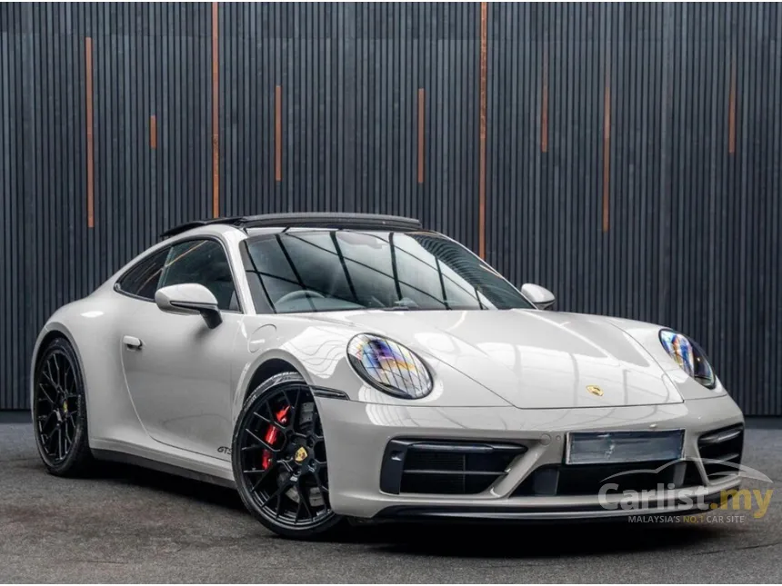 2022 Porsche 911 Carrera GTS Coupe
