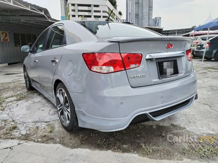 2013 Kia Forte SX Sedan