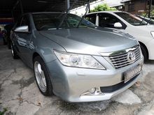 2014 Toyota Camry 2.5 V Sedan -- BEST DEAL --