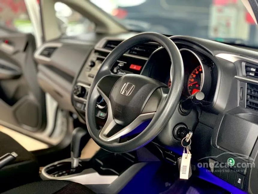 Honda Jazz 2016 S i-VTEC 1.5 in ภาคตะวันออก Automatic Hatchback สี
