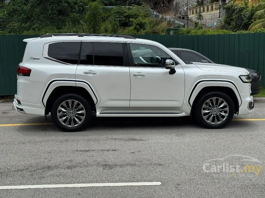 2022 Toyota Land Cruiser J300 ZX Modellista 7 Seater SUV