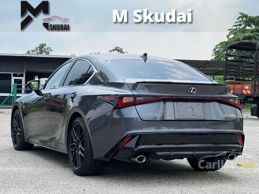 2021 Lexus IS 300 F Sport Sedan