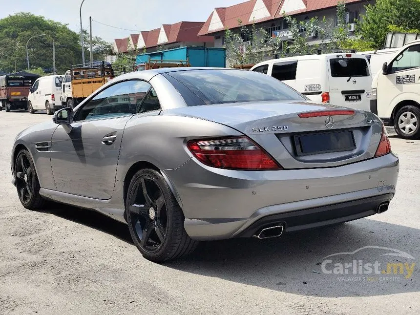 2012 Mercedes-Benz SLK200 AMG Sport Convertible