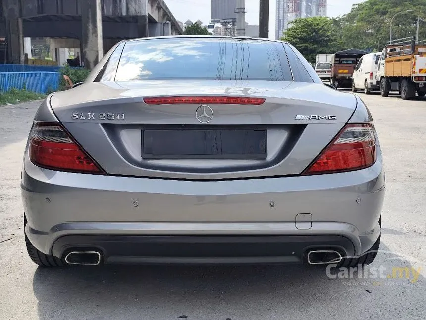 2012 Mercedes-Benz SLK200 AMG Sport Convertible