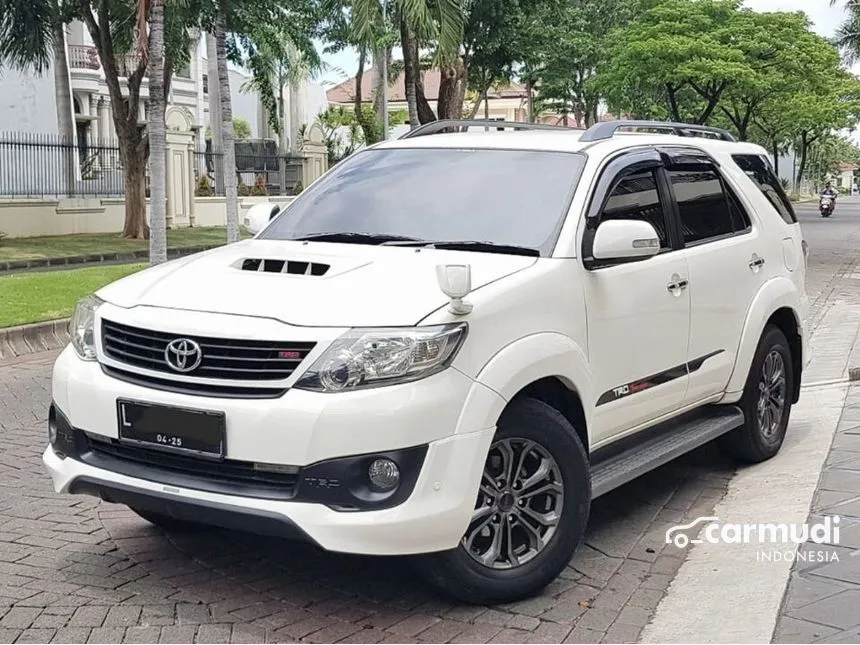 Jual Mobil Toyota Fortuner 2015 G TRD 2.5 di Jawa Timur Automatic SUV Putih Rp 330.000.000