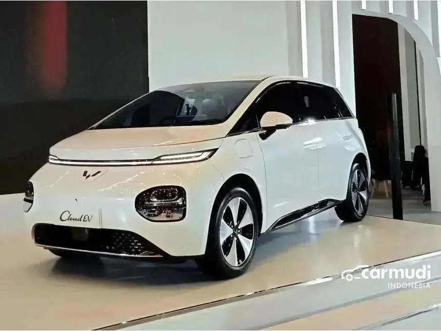 2024 Wuling Cloud EV EV Hatchback