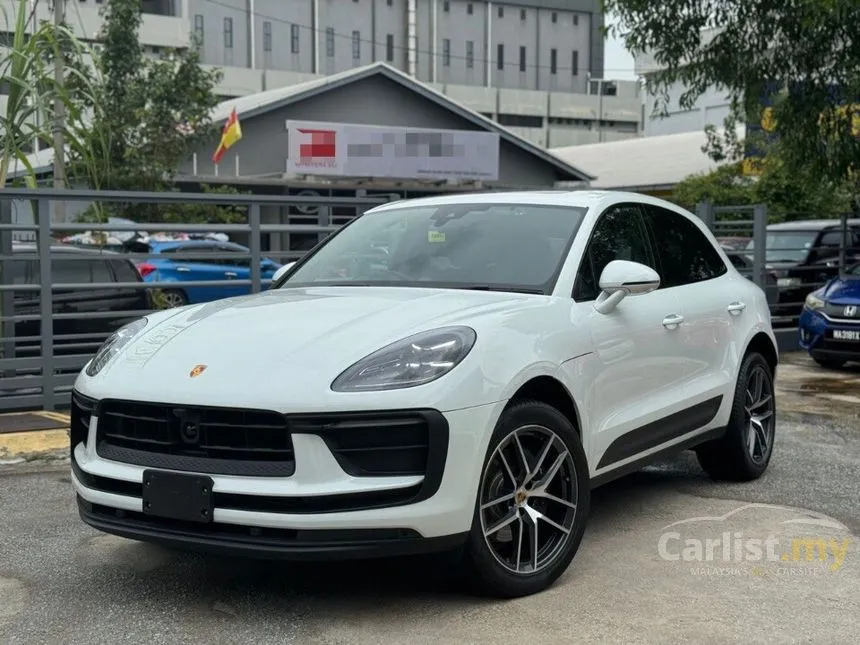 2022 Porsche Macan SUV