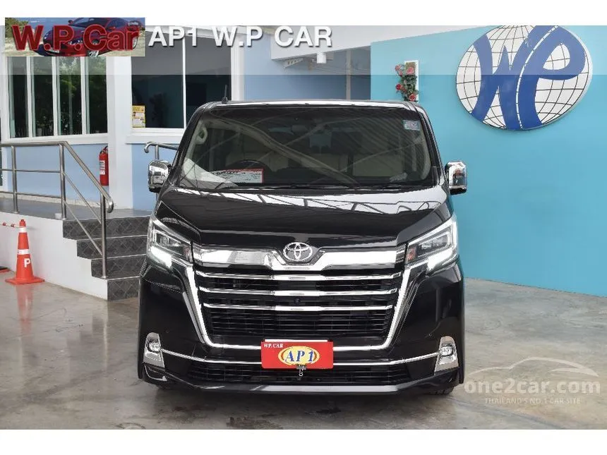 2020 Toyota Majesty Premium Van