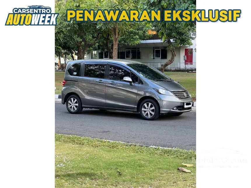 Jual Mobil Honda Freed 2011 1.5 di Jawa Tengah Automatic MPV Abu