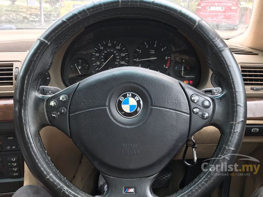 1999 BMW 728i Sedan