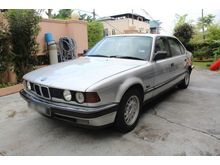 1991 BMW 730i 3.0 Sedan