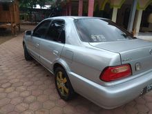 2002 Toyota Soluna 1.5 GLi Sedan