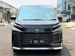 2022 Toyota Voxy 2.0 (Premium Color) MPV