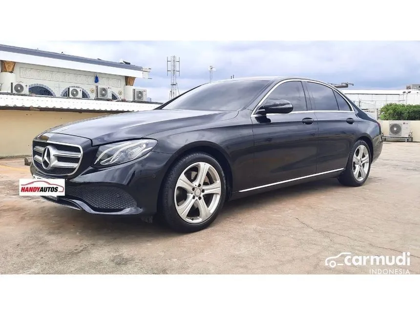 2016 Mercedes-Benz E250 Avantgarde CBU Sedan