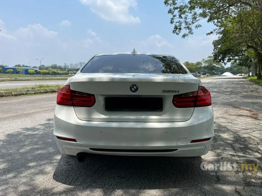 2014 BMW 320i Sport Line Sedan