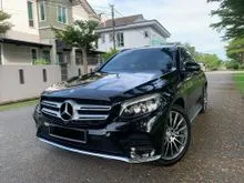 2016 Mercedes-Benz GLC250 68,896 KM 4MATIC AMG Line