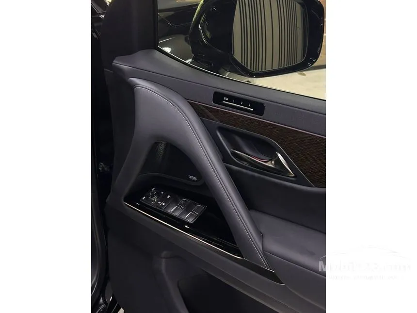2023 Lexus LX 600 VIP SUV