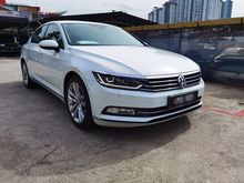 2019 Volkswagen Passat 2.0 TSI Highline Sedan - PRE OWNED - FREE SERVICE , UNDER WARRANTY