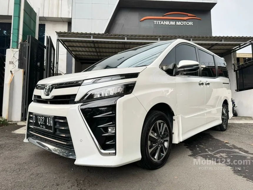 Jual Mobil Toyota Voxy 2019 2.0 di Jawa Barat Automatic Wagon Putih Rp 420.000.000