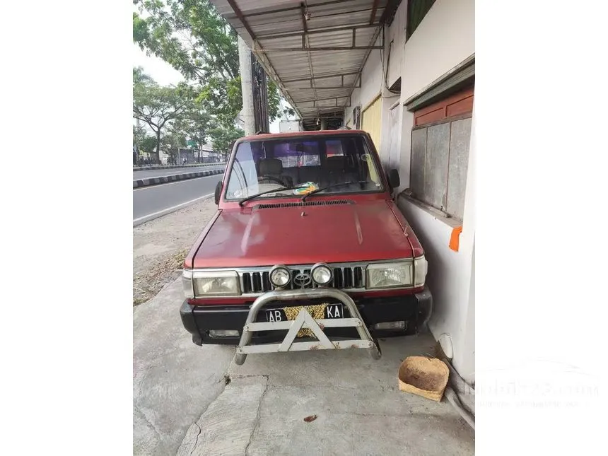 Jual Mobil Toyota Kijang 1994 1.5 di Yogyakarta Manual MPV Minivans Merah Rp 40.000.000