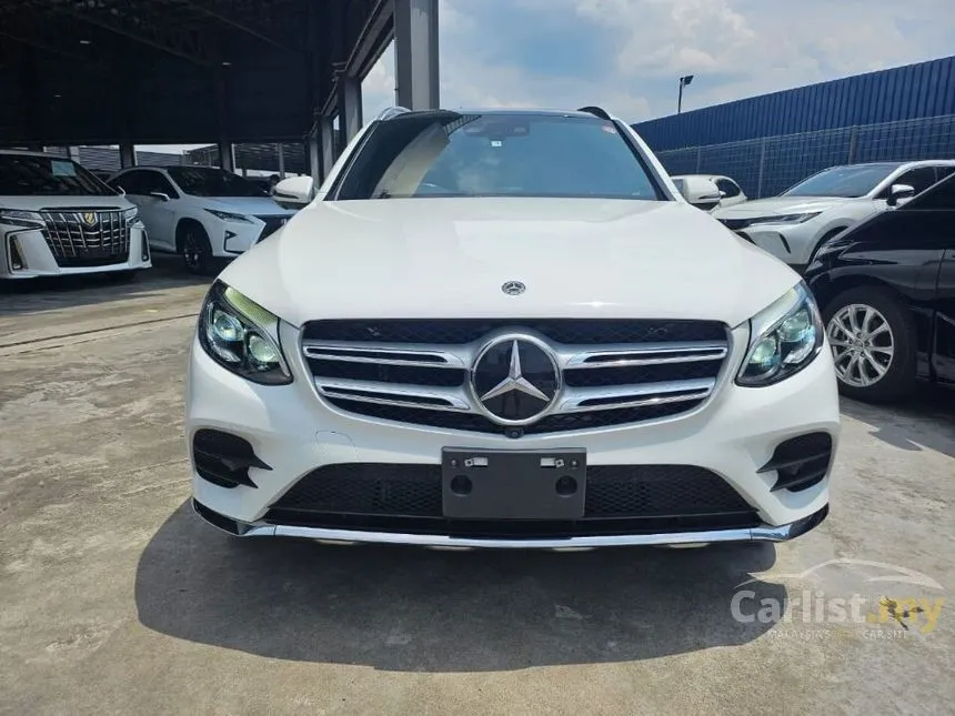 2019 Mercedes-Benz GLC250 4MATIC AMG Line Safety Upd. SUV