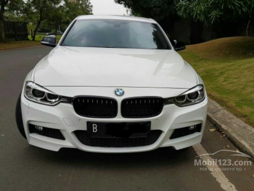 Gambar Bmw 320i Sport