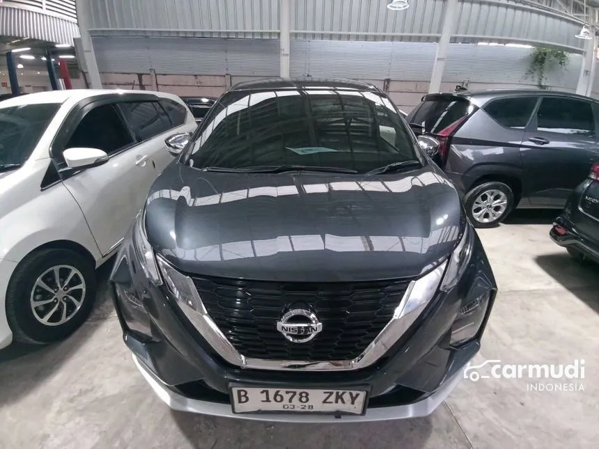 Jual Mobil Nissan Livina 2022 VL 1.5 di Banten Automatic Wagon Abu