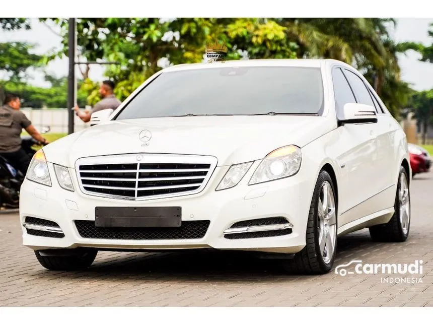 2012 Mercedes-Benz E250 CGI Avantgarde Sedan