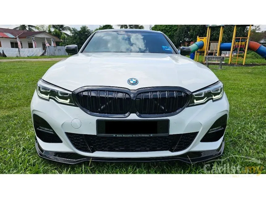 2023 BMW 330e M Sport Sedan